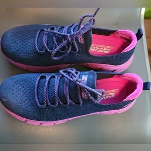 Size 8 Skechers Bobs Navy/Pink